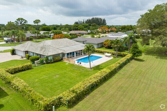Large single family homes right by the side of the golf courses of Atlantis Country Club.