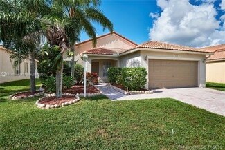 1132 NW 143rd Ave, Pembroke Pines, FL 33028