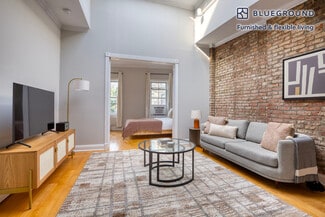 120 Christopher St Unit FL5-ID1230, New York, NY 10014