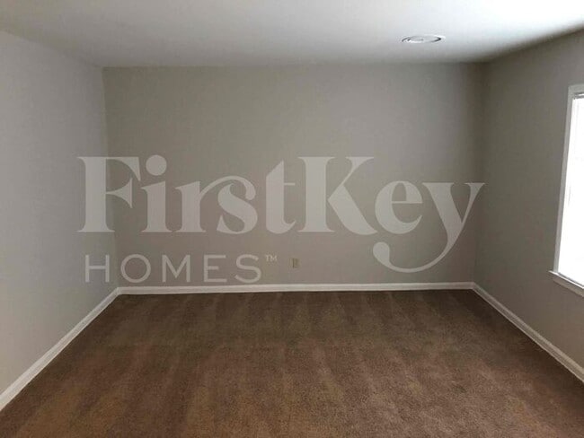 1083 Richland Dr, Memphis, TN 38116 - photo 2