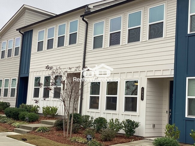 1633 Aeslin Dr NW, Atlanta, GA 30318 - photo 3