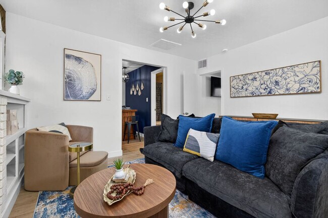 1311 N 14th St unit ID1357408P, Phoenix, AZ 85006 - photo 4