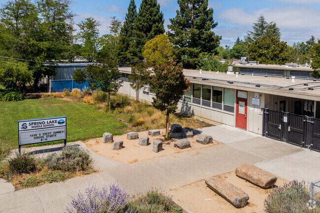 Spring Lake Charter provides safe and quality education in Santa Rosa.