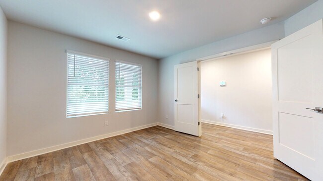 142 Post Oak Dr, Jackson, GA 30233 - photo 4