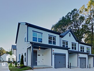 2861 Regal Park Dr NW, Atlanta, GA 30318