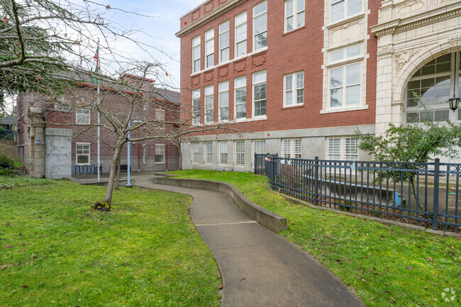 Emerson Elementary School