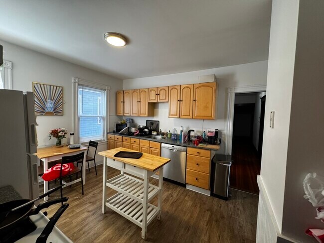 10 Cambridge Terrace unit 1, Cambridge, MA 02140 - photo 3