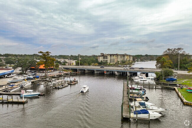 There are marinas around Monclair neighborhood for the convenient location.