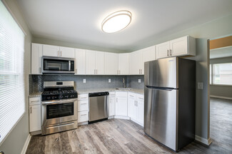 892 Woodcrest Dr, Dover, DE 19904