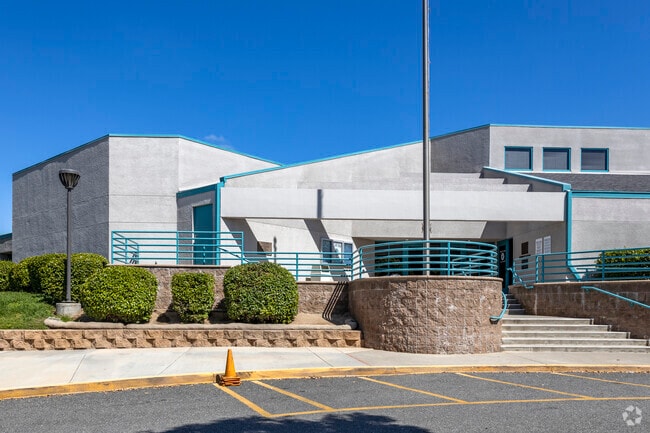 The main entrance of the Live Oak Elementary School in Fallbrook.