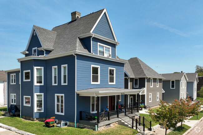 There are many unique styles of housing in Centennial.