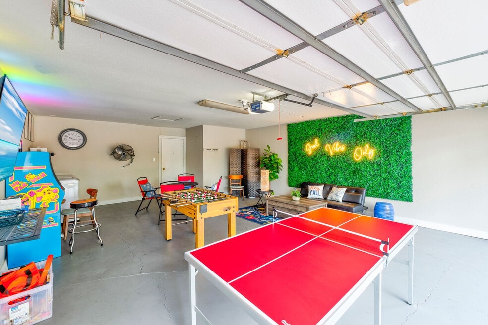 11906 Blueridge Mountains Dr unit ID1268419P, Corpus Christi, TX 78410 - photo 1