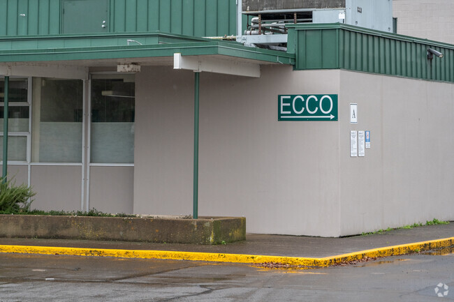Early College and Career Options serves grades 1o-12 in Eugene.