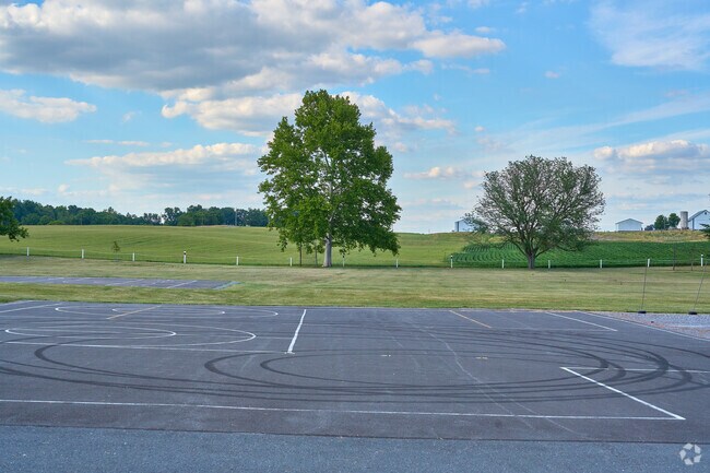 Paradise Mennonite School is a private school in rural Washington County.