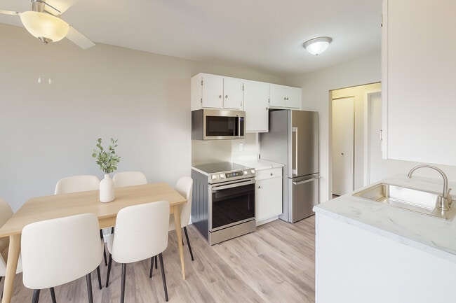 Allen Avenue, West Saint Paul, MN 55118 - photo 2