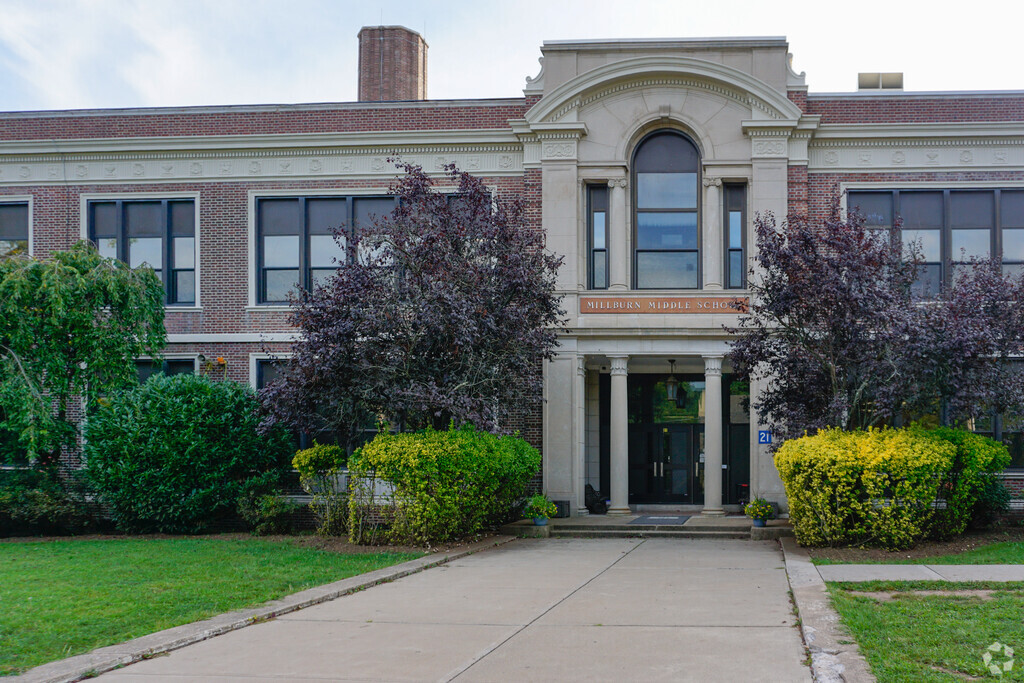 Millburn Middle School provides education in the neighborhood of 
Shorthills