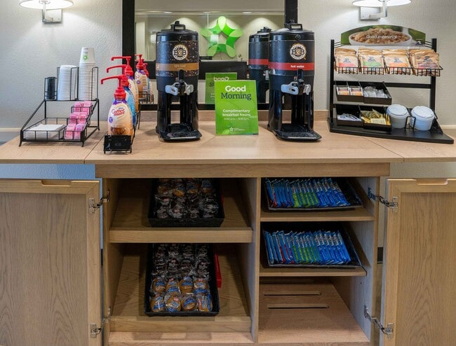 6001 NW 6th Way, Fort Lauderdale, FL 33309 - photo 3