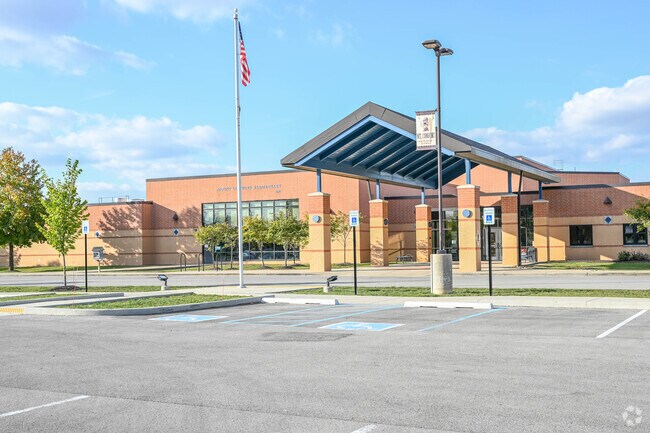 Mt. Comfort Elementary School serves Spring Lake students and scores an overall Niche grade of A minus.