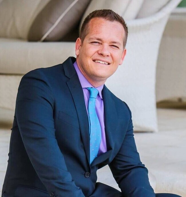 4692 SE Manatee Terrace, Stuart, FL 34997