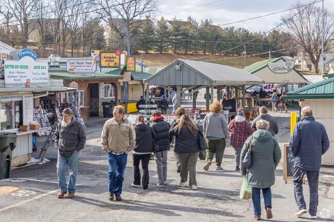 Ephrata's famous Green Dragon Farmers Market spans over 30 acres of both indoor and outdoor vendors.