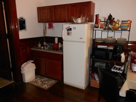 1061 Beacon St unit 2, Brookline, MA 02446 - photo 2