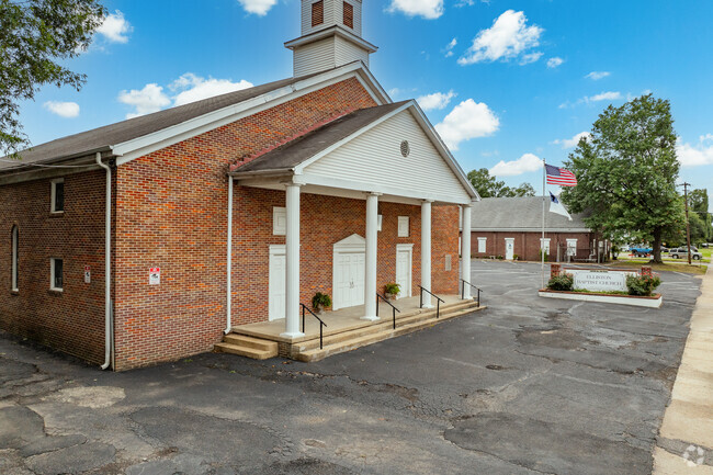 Elliston Baptist Academy