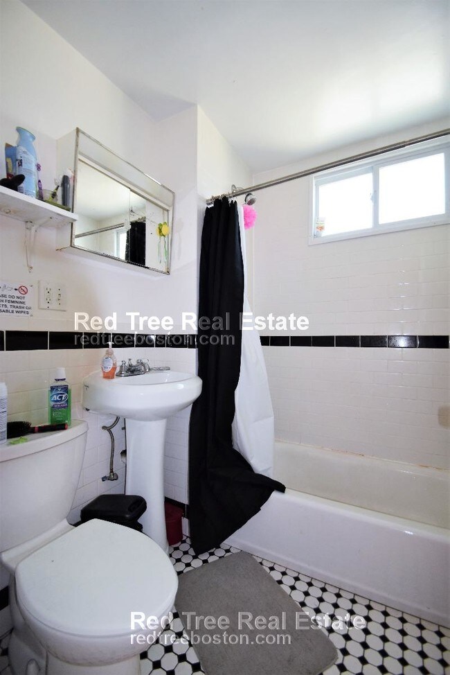 27 Pratt St unit 2, Allston, MA 02134 - photo 4