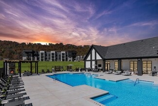 8 Duncan Ln, Arden, NC 28704