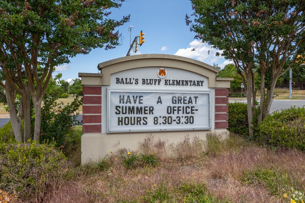 Ball's Bluff Elementary School, Rankings & Reviews