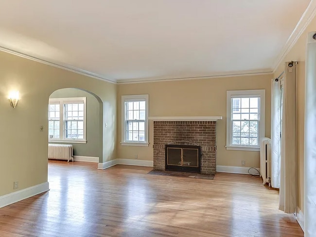 2722 Vincent Ave N unit 1, Minneapolis, MN 55411 - photo 4