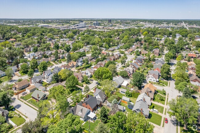 Residential areas in Aksarben-Elmwood Park enjoy quiet, clean, tree-lined streets