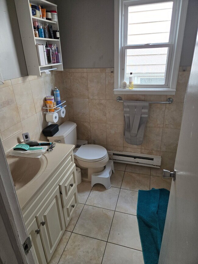 38 6th St unit Private Home, Harrison, NJ 07029 - photo 6