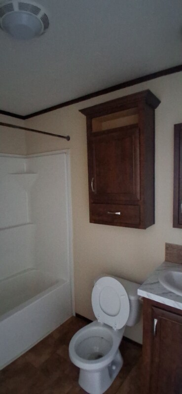 1817 Aldrin Ct, Milford, MI 48381 - photo 7