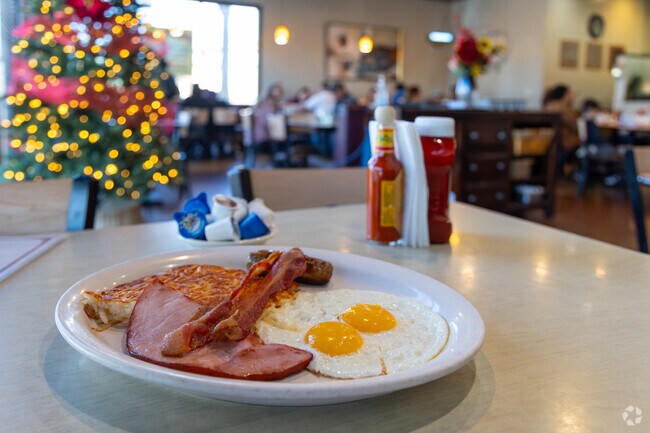 Savor homestyle delights at Leo's Country Kitchen, South Fontana.