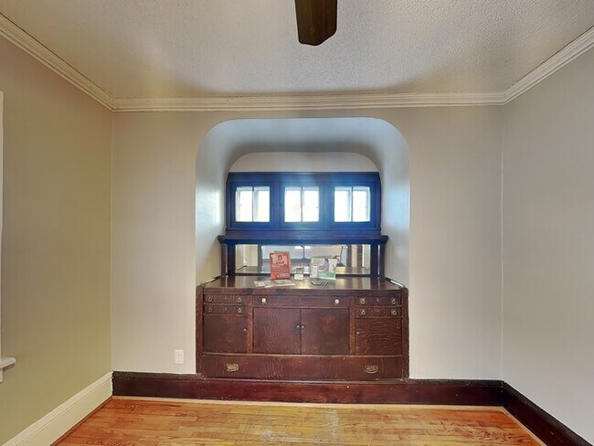 891 Hazelwood St, Saint Paul, MN 55106 - photo 5