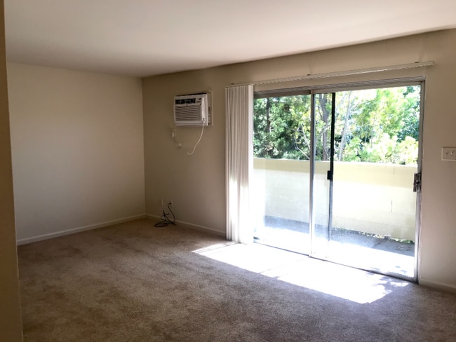 1020 Dolores St unit 30, Livermore, CA 94550 - photo 3