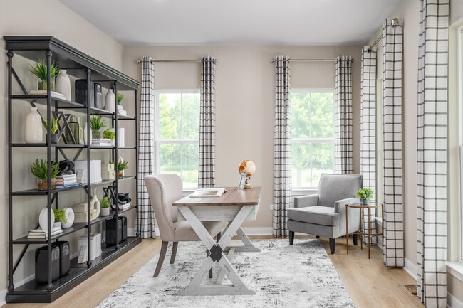 163 Diana Dr, Sugar Grove, IL 60554 - photo 4