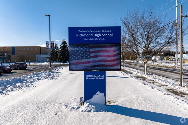 Richmond Community High School, Signage.