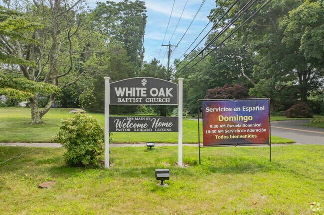 The White Oak Baptist Academy is located at 5344 Main Street in Stratford, CT.