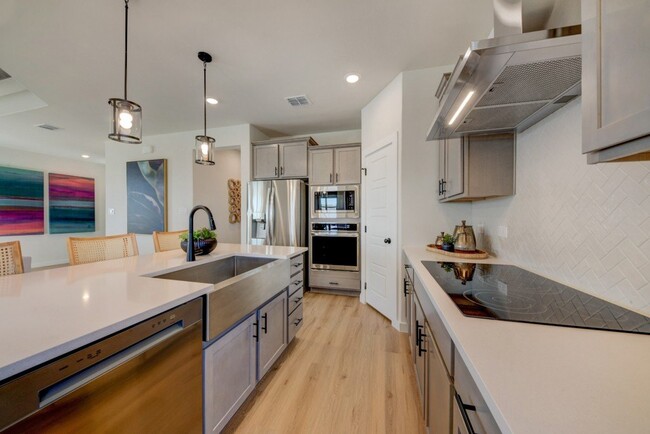 13235 Chanute Field Dr, San Antonio, TX 78253 - photo 4