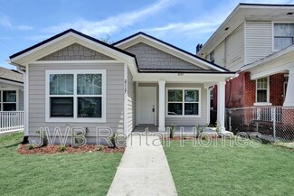 2117 Moncrief Rd, Jacksonville, FL 32209
