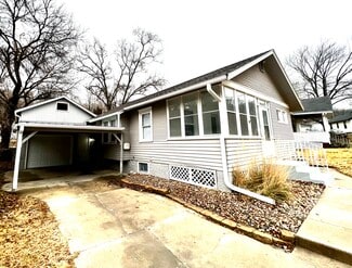 211 Marian Ave, Council Bluffs, IA 51503