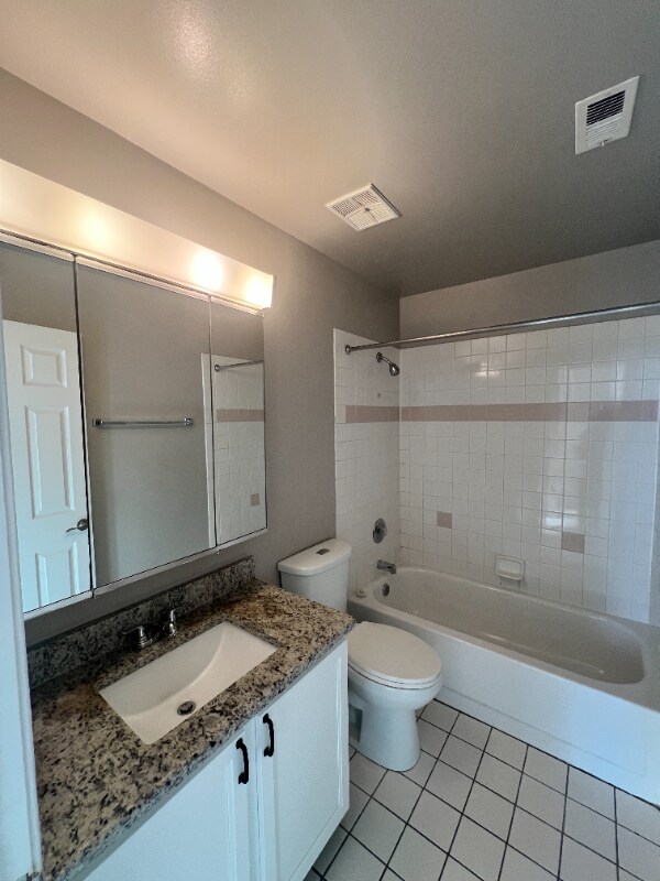 5550 Abbey Dr unit 5550 Abbey Dr. 4D, Lisle, IL 60532 - photo 5