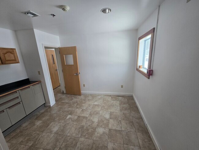 42981 Ny-28 unit Apartment one., Arkville, NY 12406 - photo 5