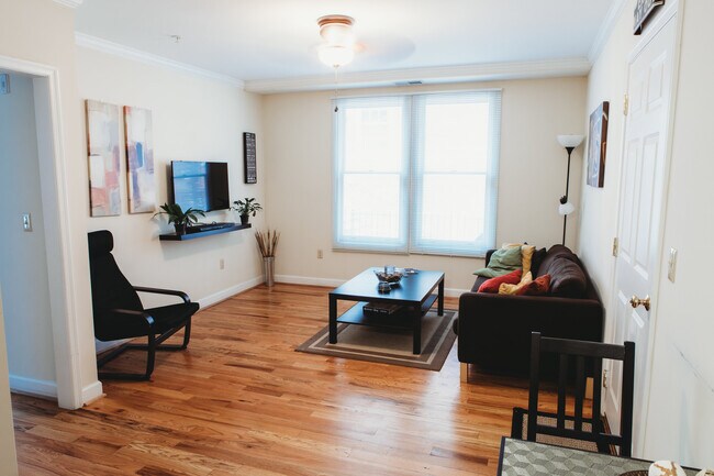 148 N Loudoun St, Winchester, VA 22601 - photo 2