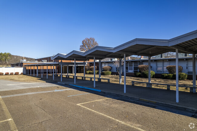 Covered entrance at Chapman Middle School in Huntsville Alabama.