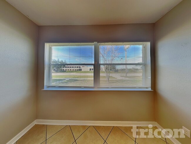 5601 N 16th St, Tampa, FL 33610 - photo 5