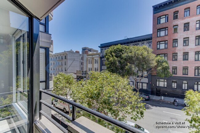 La Galleria, San Francisco, CA 94109 - photo 3