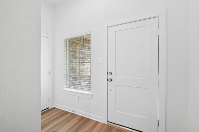 749 Ivory Creek Ct unit 36483878, Willis, TX 77378 - photo 7