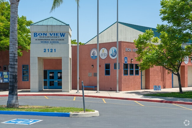 Bon View Elementary serves students from kindergarten through sixth grade.